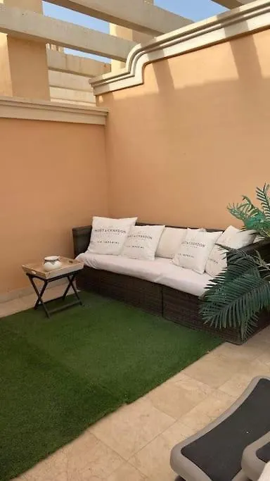 Elegant Penthouse On Marbella'S Golden Mile Apartment 0*, Marbella
